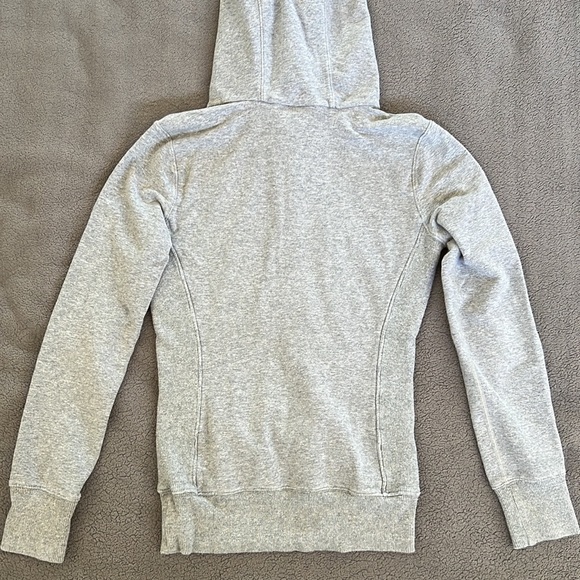 Nike Pullover - Picture 3 of 3